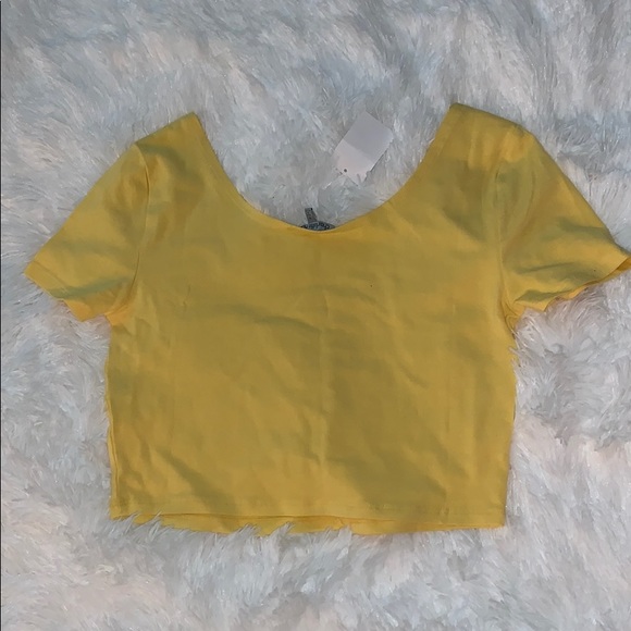 Charlotte Russe Light Yellow Crop top - Picture 2 of 2